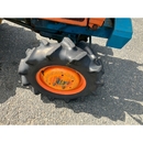 KUBOTA トラクター B7001