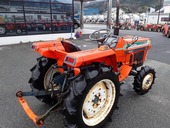 KUBOTA トラクター L1-22D