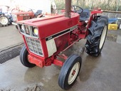 KOMATSU International トラクター INTER284S