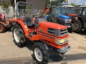 KUBOTA トラクター GT3