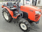 KUBOTA トラクター KB20