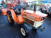 KUBOTA トラクター B1600S