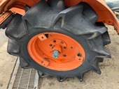 KUBOTA トラクター B7001D