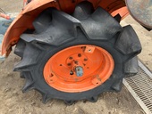 KUBOTA トラクター B7001D