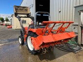 KUBOTA トラクター GT-8