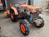 KUBOTA トラクター B7000D