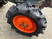 KUBOTA トラクター B7000D