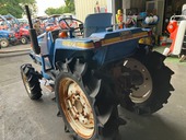 ISEKI トラクター TU220F