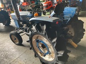 ISEKI トラクター TS2205S