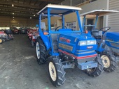 ISEKI トラクター TA267F
