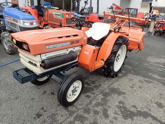 KUBOTA トラクター B1600S