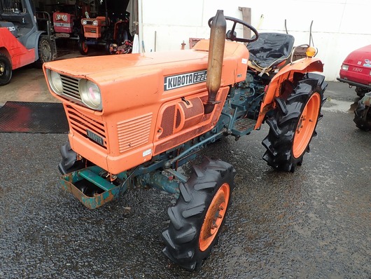 KUBOTA トラクター L2201D