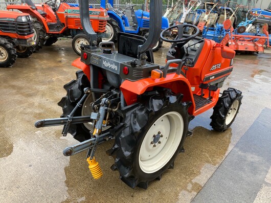 KUBOTA トラクター A195