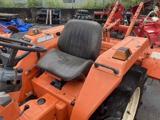 KUBOTA トラクター L1-22D