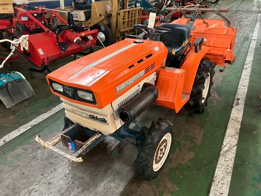 KUBOTA トラクター  B1200D