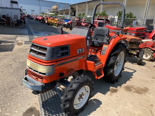 KUBOTA トラクター GT3