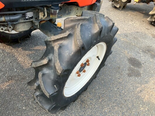KUBOTA トラクター KB19