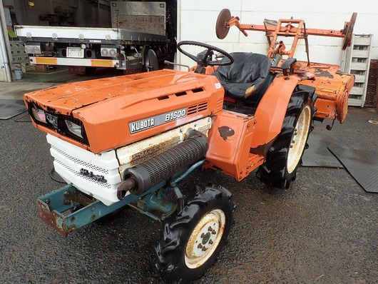 KUBOTA トラクター B1600D
