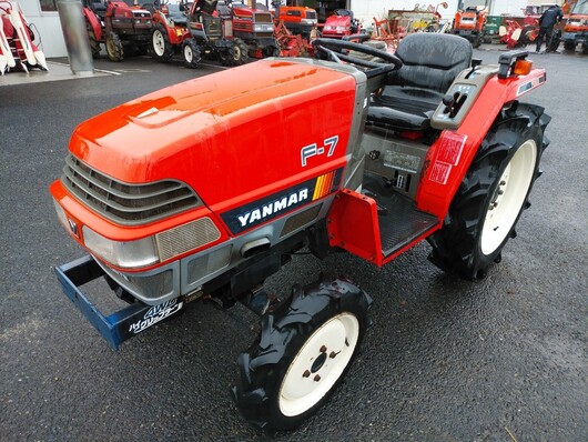 YANMAR トラクター F7D