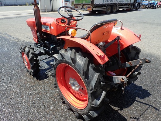 KUBOTA トラクター L1501D