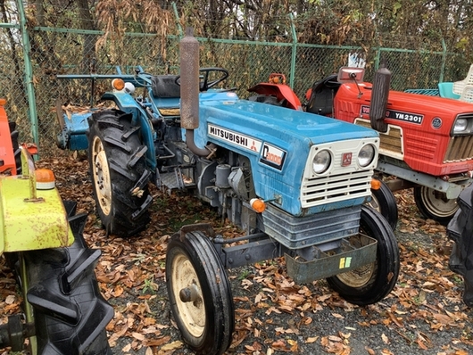 MITSUBISHI トラクター D3000S