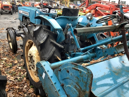 MITSUBISHI トラクター D3000S