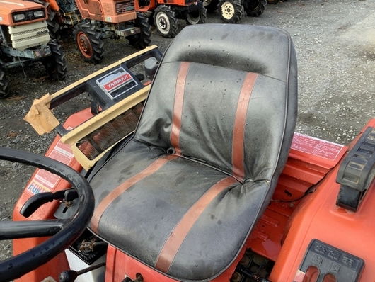 YANMAR トラクター F17D