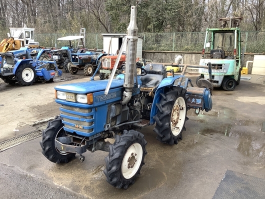 ISEKI トラクター TS2202F