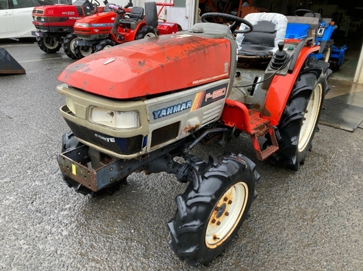 YANMAR トラクター F220D