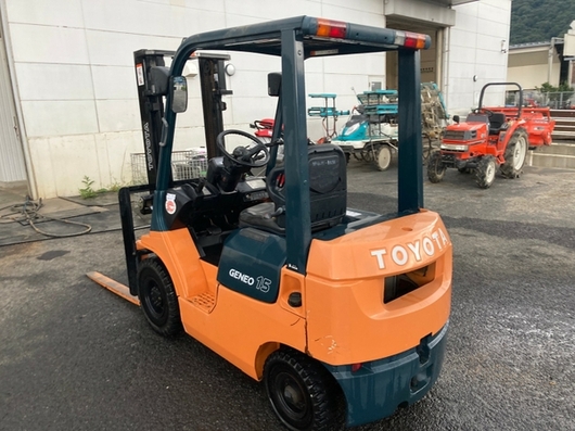 TOYOTA フォークリフト 