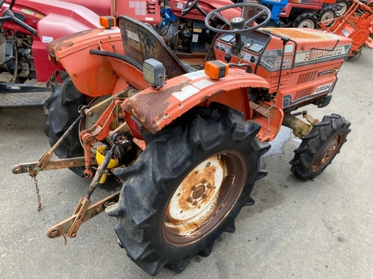 HINOMOTO トラクター E2004D