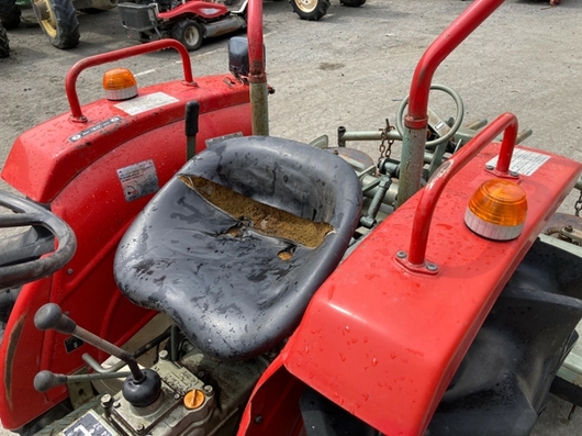 YANMAR トラクター YM2000D