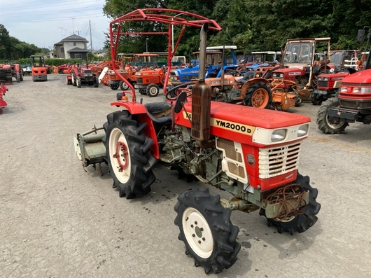 YANMAR トラクター YM2000D