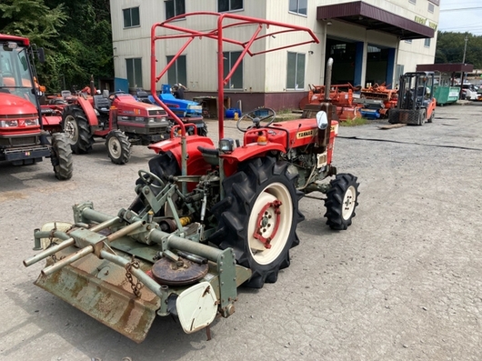 YANMAR トラクター YM2000D