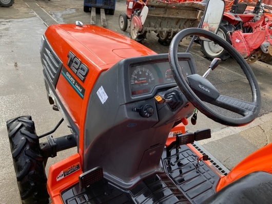 KUBOTA トラクター T22