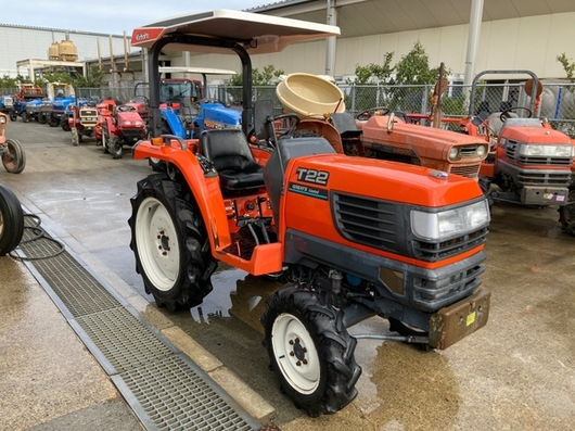 KUBOTA トラクター T22