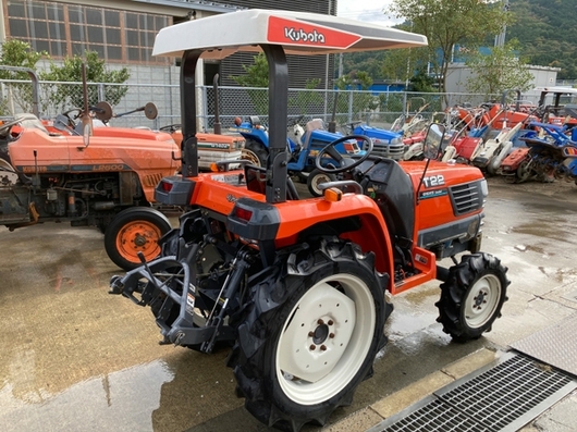 KUBOTA トラクター T22