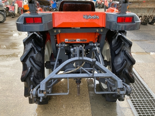 KUBOTA トラクター T22