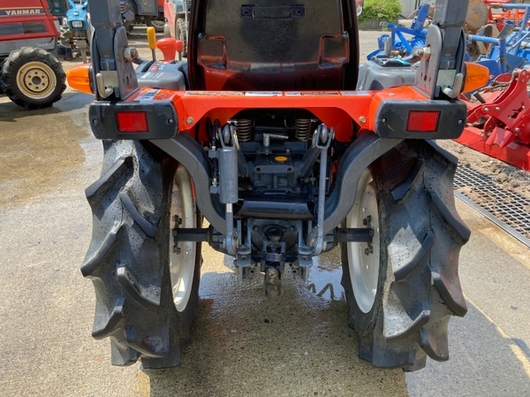 KUBOTA トラクター GB15