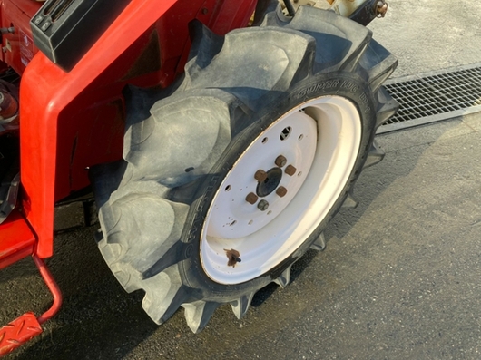 YANMAR トラクター F17D