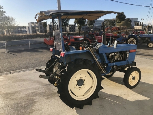 ISEKI トラクター TL2300