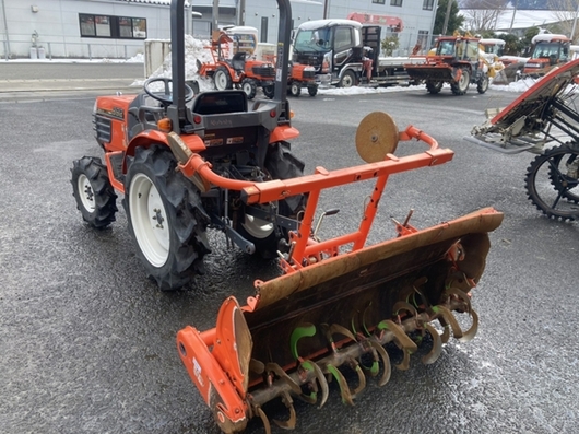 KUBOTA トラクター B92