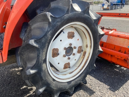 KUBOTA トラクター GT5