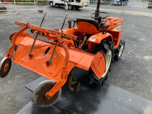 KUBOTA トラクター B1500D