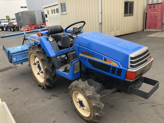 ISEKI トラクター TU197F
