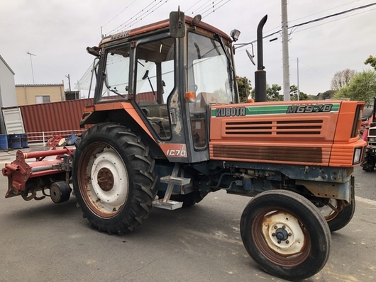 KUBOTA トラクター 