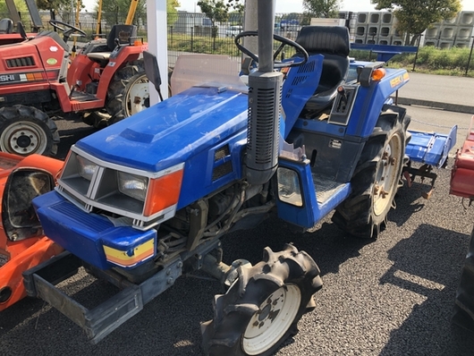 ISEKI トラクター TU160F