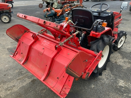 MITSUBISHI トラクター MT135D