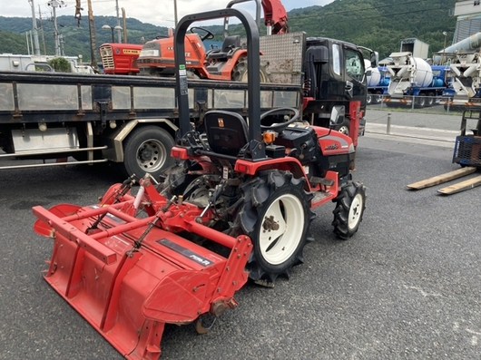 MITSUBISHI トラクター MT156