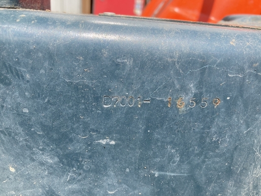 KUBOTA トラクター B7001D